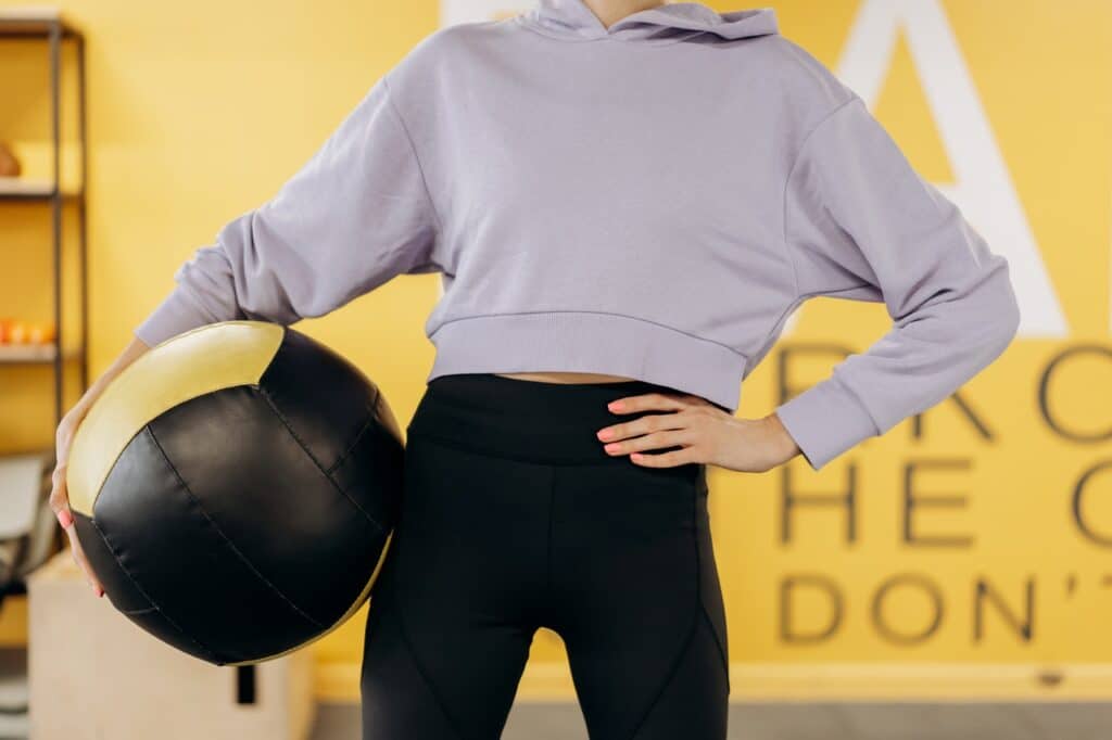 How to lose weight on a budget and busy schedule