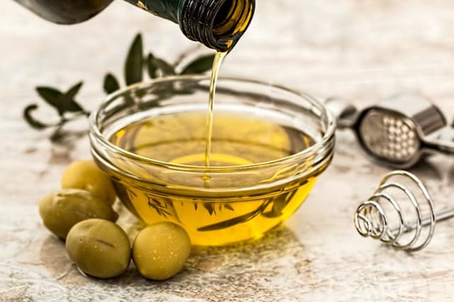 Keto diet food list - Olive oil