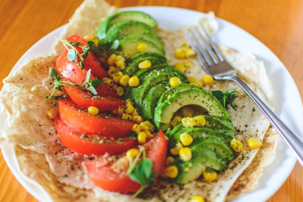 Lemon avocado salad