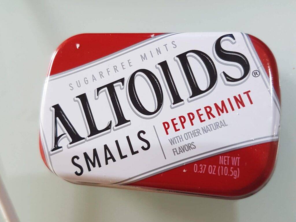 Altoid mints