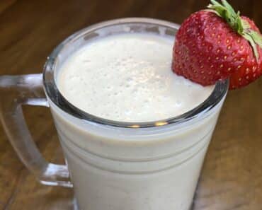 2000-Calorie Smoothie | Delicious Hulk Shake