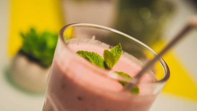Pineapple-green shake