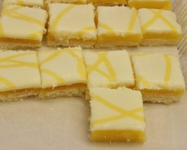 Tasty and Natural Paleo Lemon Bars Recipe