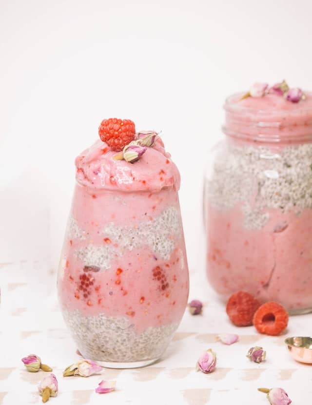 Keto smoothie strawberry