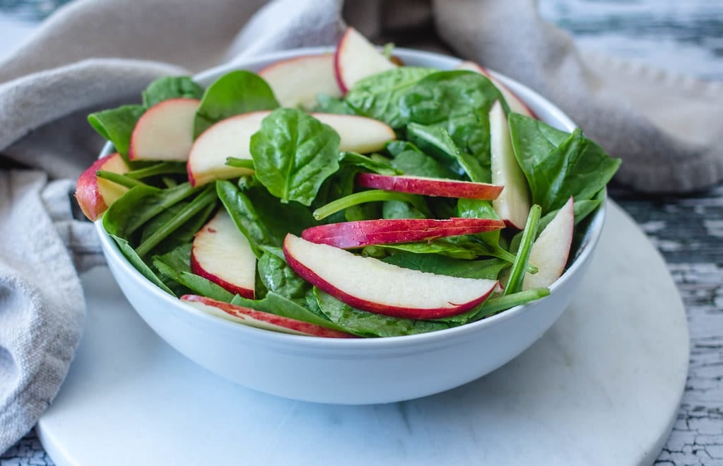 Easy spinach salad