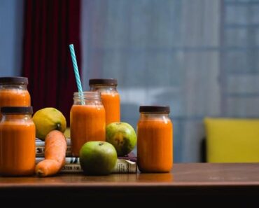8 Healthy Meal Replacement Smoothies