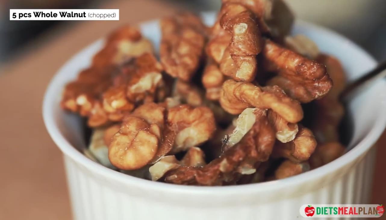 2000 Calorie Vegan Smoothie - Add 5 pcs whole walnut -chopped