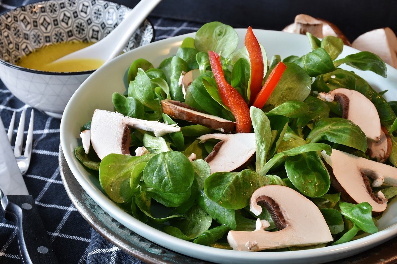 Sirtfood breakfast recipes - Arugula salad Sirtfood breakfast recipes