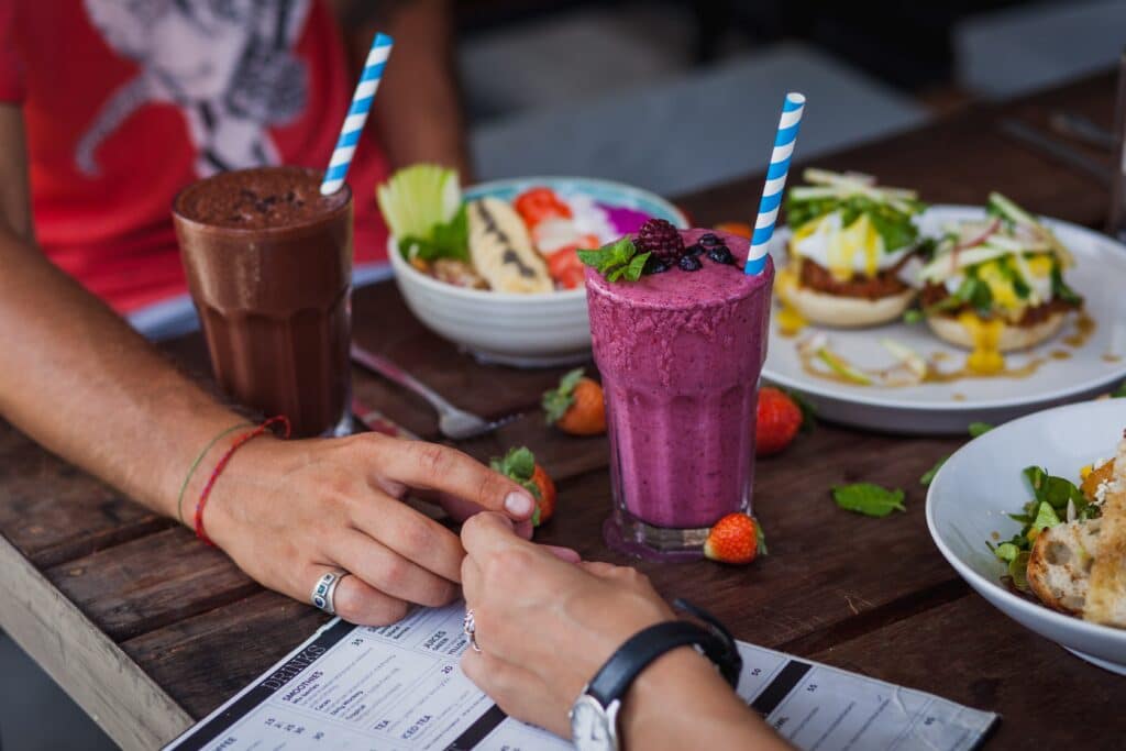 Difference between Smoothie and Shake - Find the Difference