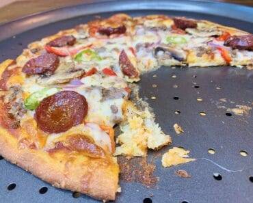 Low Carb Keto Pizza Crust Recipe (7 Step)