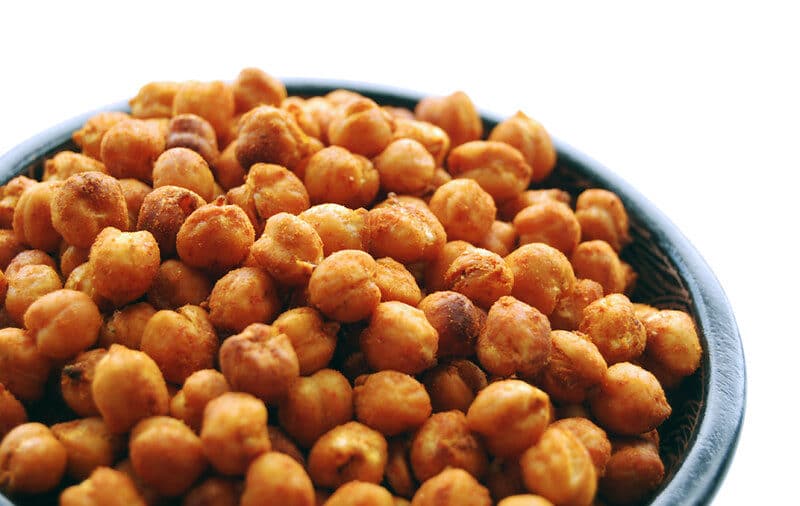 Sweet and spicy roasted chickpeas