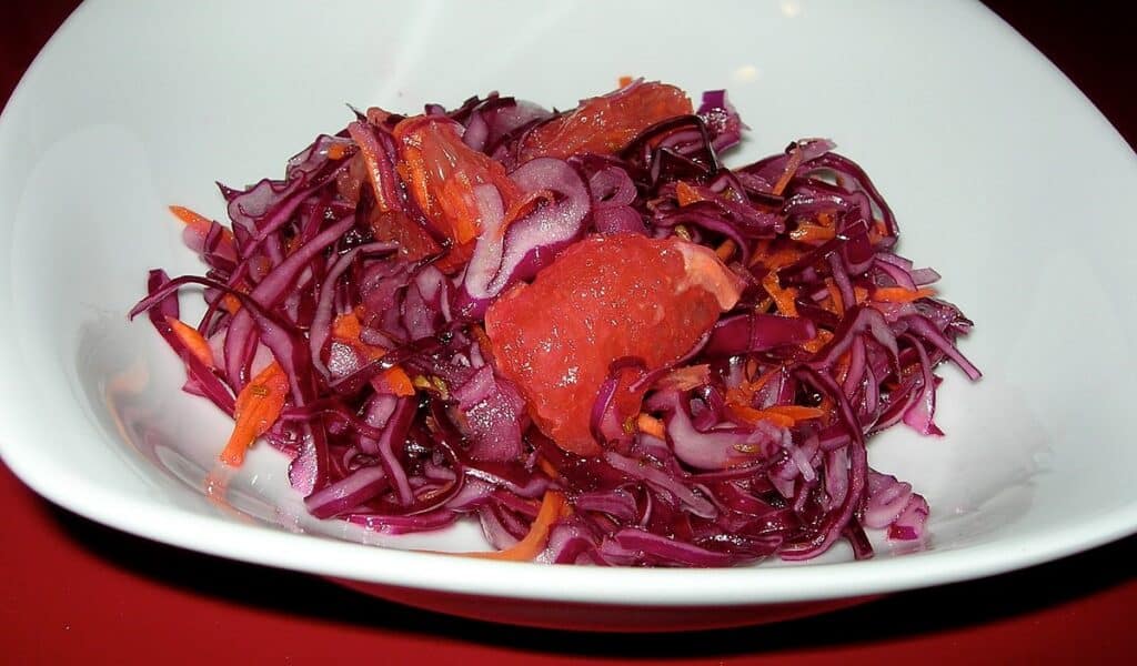 Grapefruit with Red Vegetables