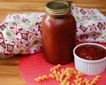 Easy Refined Sugar Free Ketchup Recipe (2 Versions)
