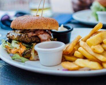 7 Keto Cheat Day Tips