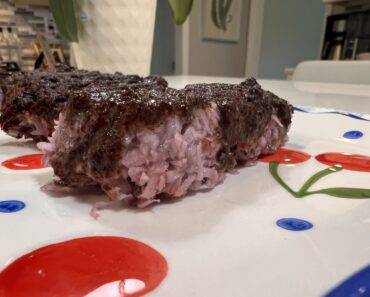 Low Carb Protein Bars Recipe (Berry Chocolate Crumble)