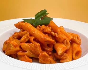 Low Fat Butter Chicken Pasta Recipe | Low Calorie and Filling