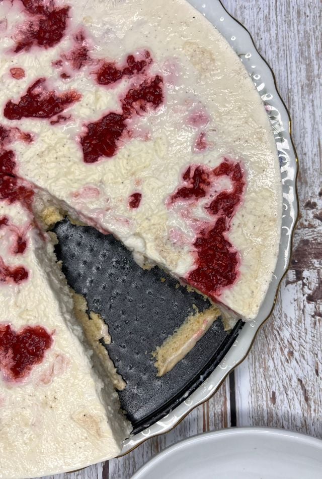 No Bake Berry Cheesecake