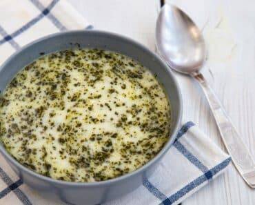 Refreshing Turkish Rice Soup Recipe | 146 Calorie Yayla Soup
