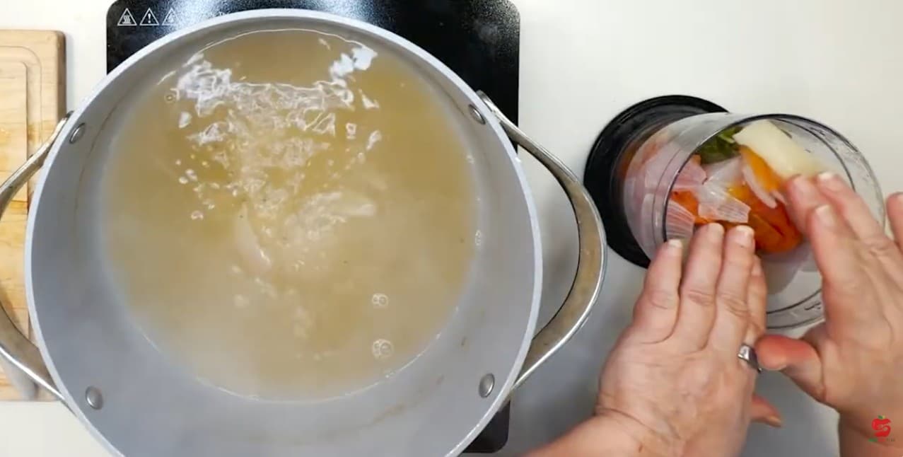 Ecuadorian Encebollado-Lift the ingredients