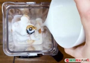 4000 Calorie Shake Recipe Without Protein Powder - Add the cream