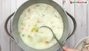 Low Fat Chicken Soup Recipe for Diverticulitis-Mix the dressing by adding it little by little to the pot