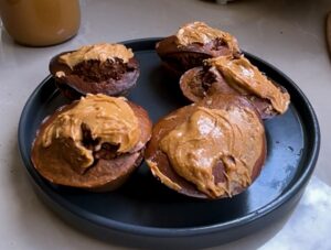 Oatmeal Chocolate Muffins Recipe - Let the cupcakes cool