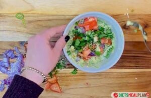 Vegan Mexican Burrito Recipe - Add the chopped onion, parsley, and jalapeño to the avocado. Squeeze in the juice of 1 lime